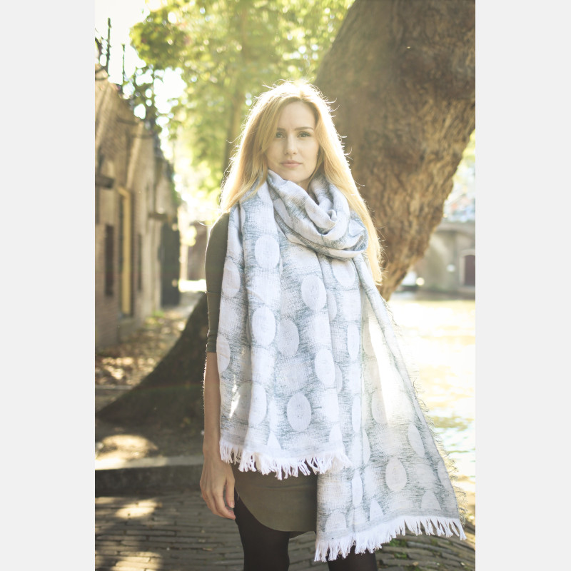 Solnce Ellips Shawl Galapagos | Luxury Woven Wrap