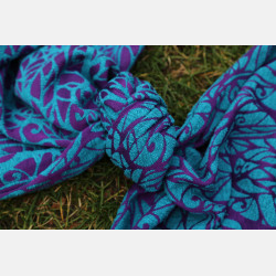 Solnce Genesis Hydrangea | Luxury Woven Wrap