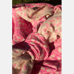 Solnce Eos Lipstick Queen | Luxury Woven Wrap