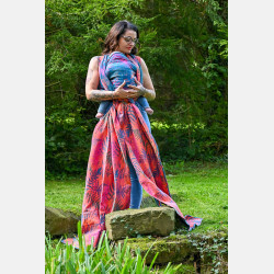 Solnce Fern BABE Rainbow of Velaris | Luxury Woven Wrap